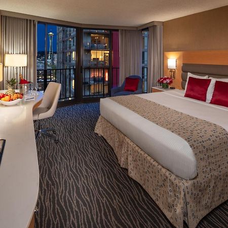 Warwick Seattle Hotel Buitenkant foto