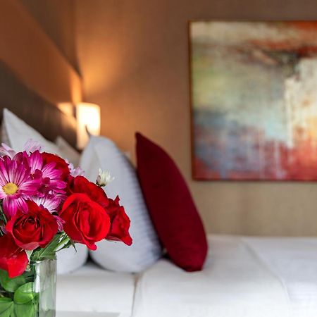 Warwick Seattle Hotel Buitenkant foto