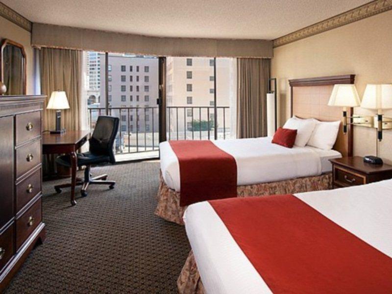Warwick Seattle Hotel Buitenkant foto