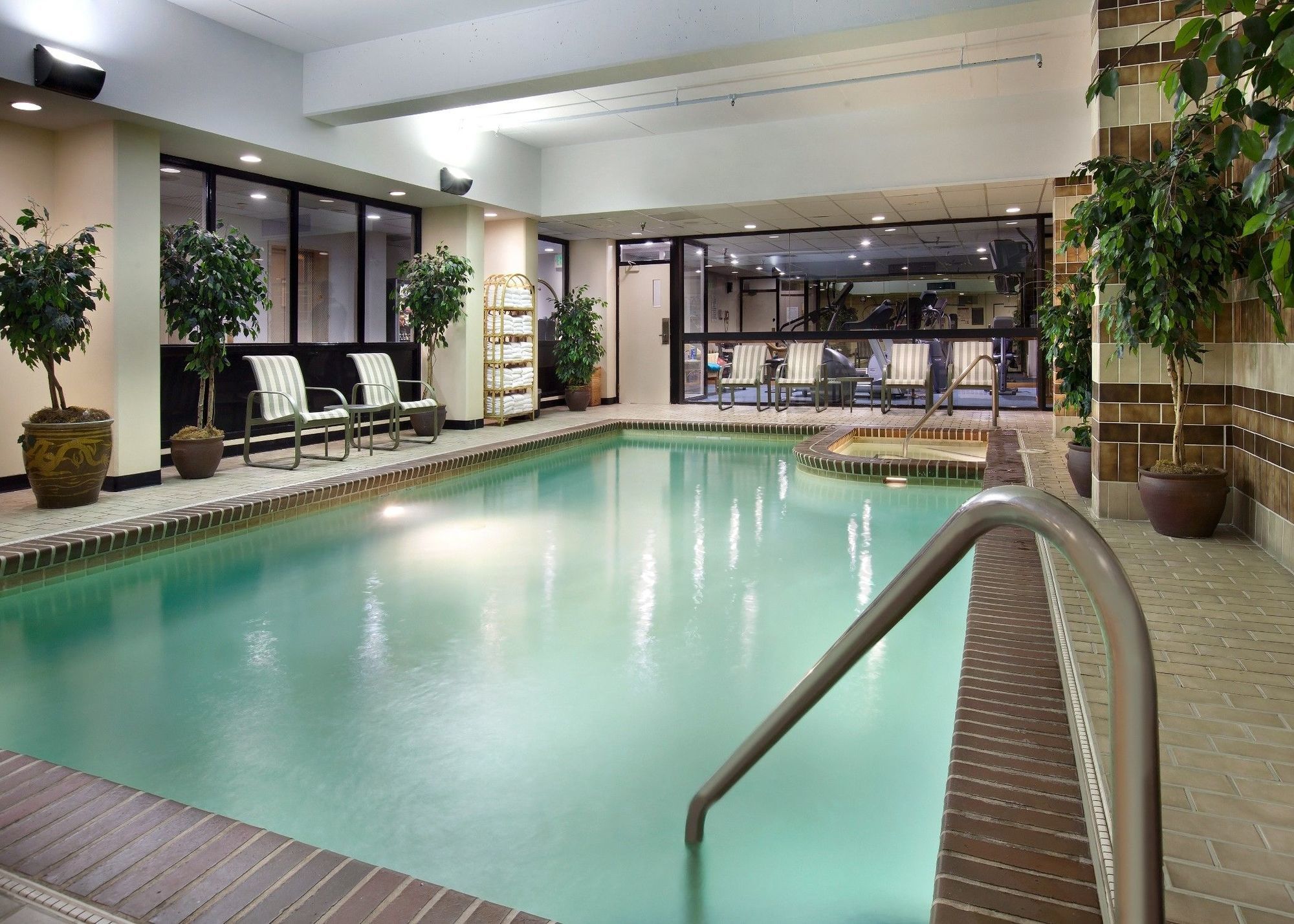 Warwick Seattle Hotel Buitenkant foto